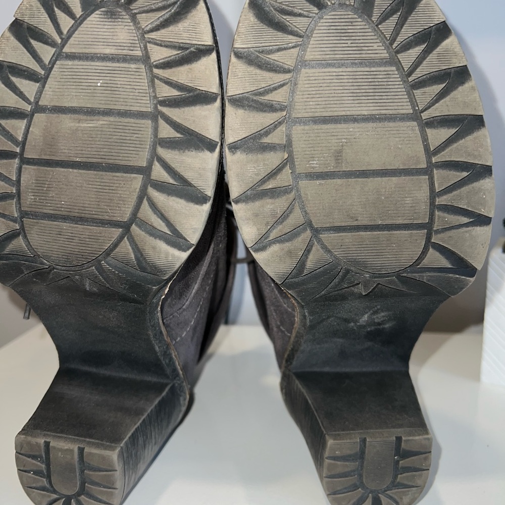 White Mountain Jay Jay Charcoal Gray leather suede Size 8.5M - Picture 7 of 12
